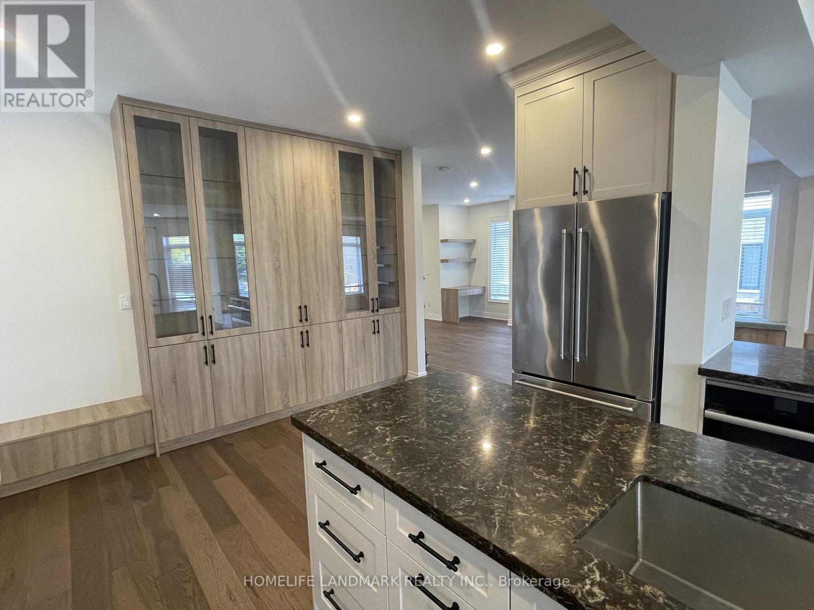 35 Queen Magdalene Place, Toronto, Ontario  M2H 0A6 - Photo 9 - C12499294