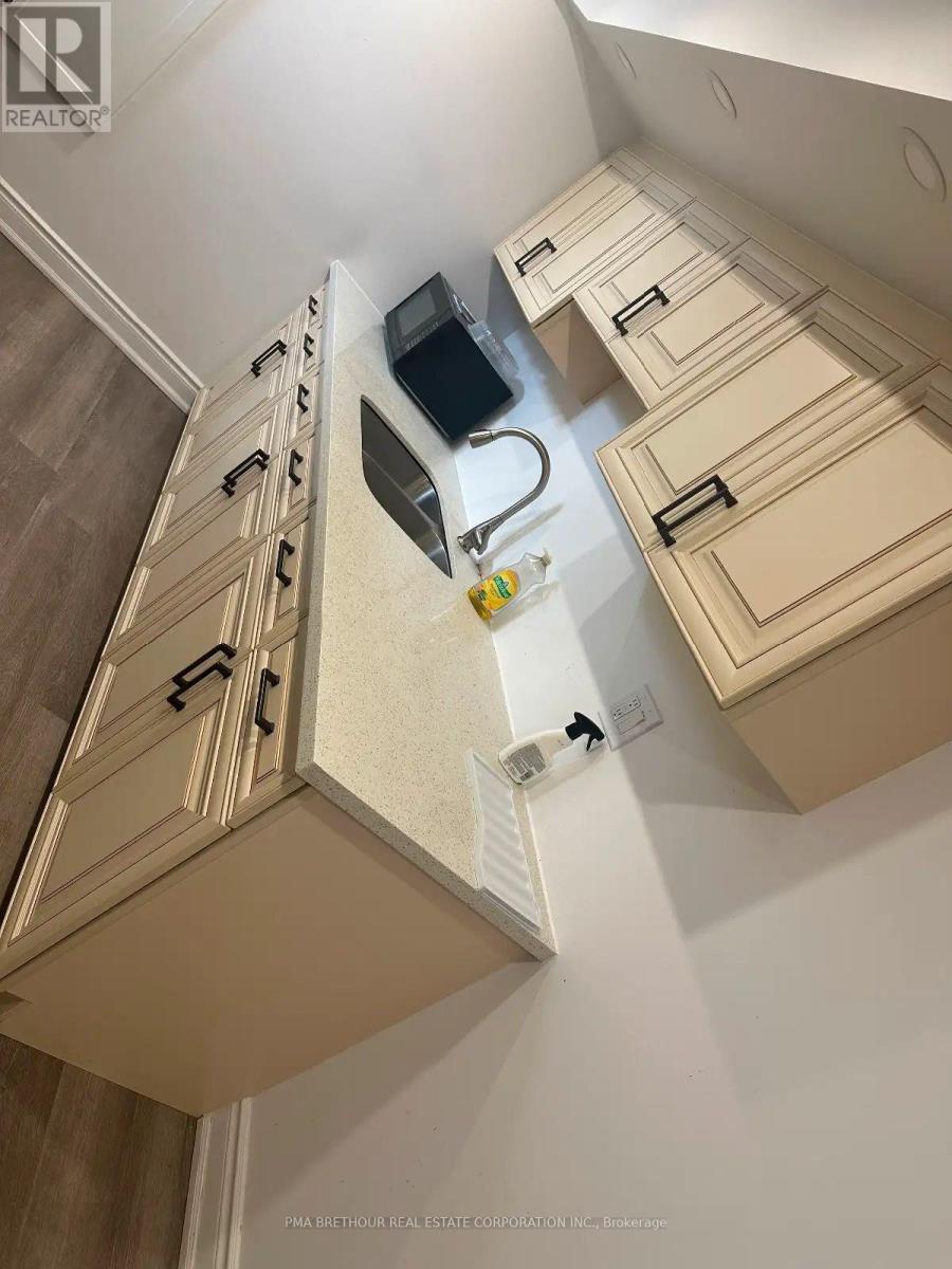 2514 Florentine Place, Pickering, Ontario  L1X 0H3 - Photo 8 - E12499248