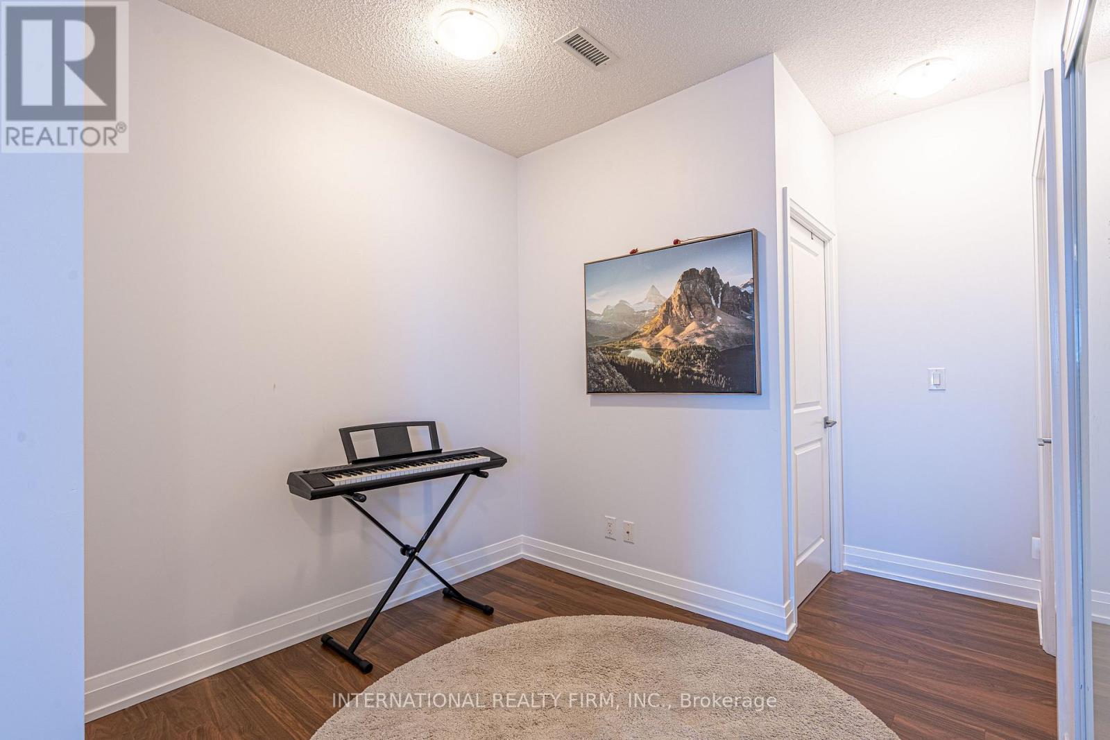 Ph09 - 7165 Yonge Street, Markham, Ontario  L3T 0C9 - Photo 17 - N12499226