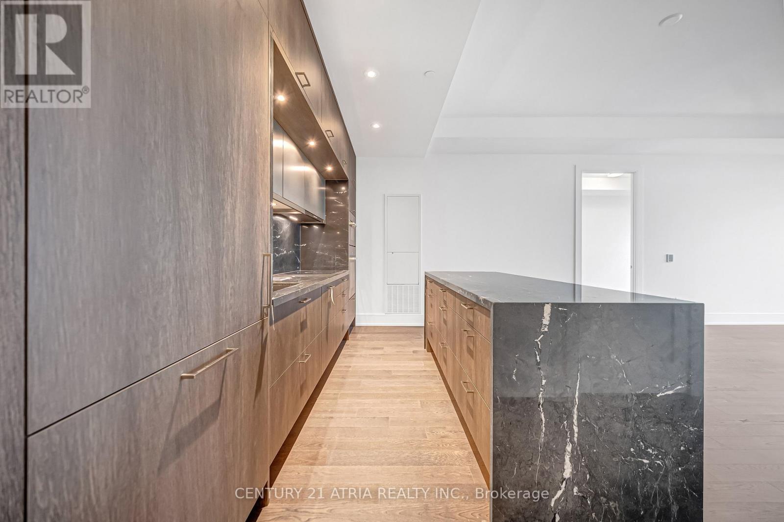 806 - 397 Royal Orchard Boulevard, Markham, Ontario  L3T 0H3 - Photo 12 - N12499282