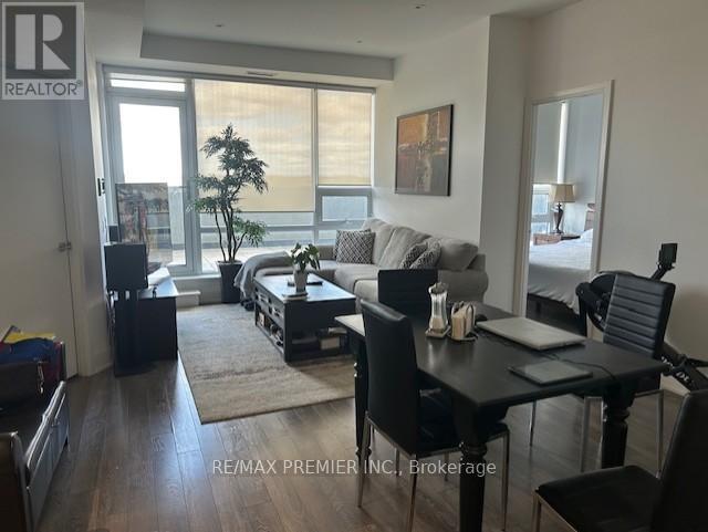 Ph 1002 - 4800 Highway 7, Vaughan, Ontario  L4L 1H8 - Photo 2 - N12499302