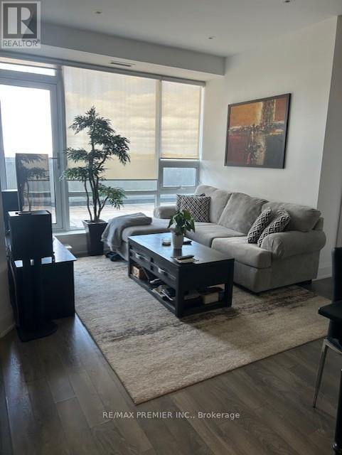 Ph 1002 - 4800 Highway 7, Vaughan, Ontario  L4L 1H8 - Photo 3 - N12499302