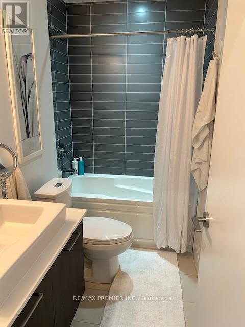 Ph 1002 - 4800 Highway 7, Vaughan, Ontario  L4L 1H8 - Photo 7 - N12499302