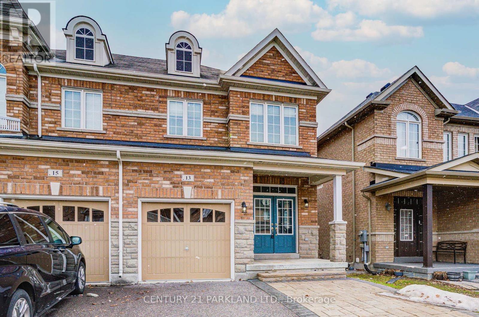 13 Turnhouse Crescent, Markham (Box Grove), Ontario  L6B 0S5 - Photo 2 - N12499310