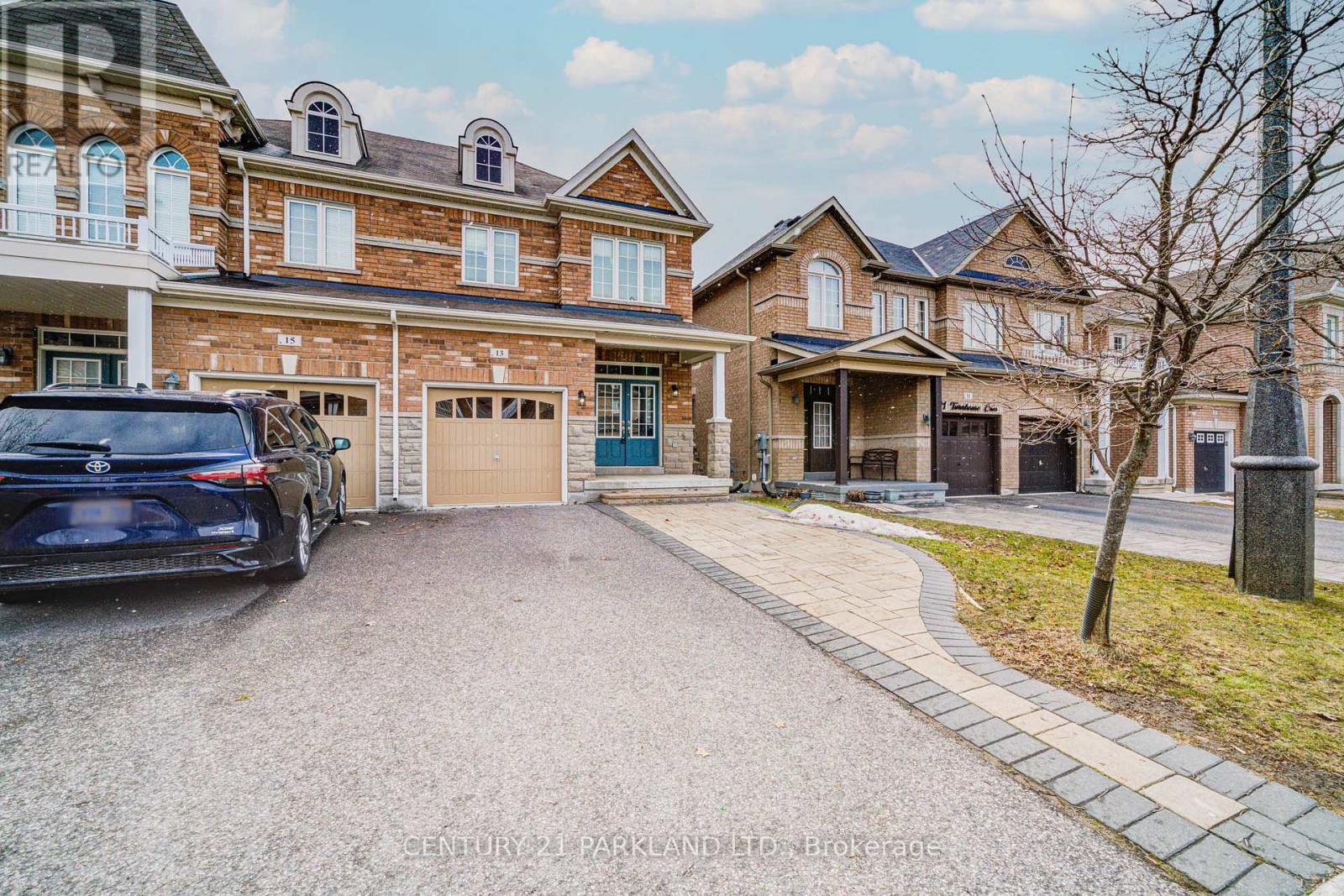 13 Turnhouse Crescent, Markham (Box Grove), Ontario  L6B 0S5 - Photo 4 - N12499310