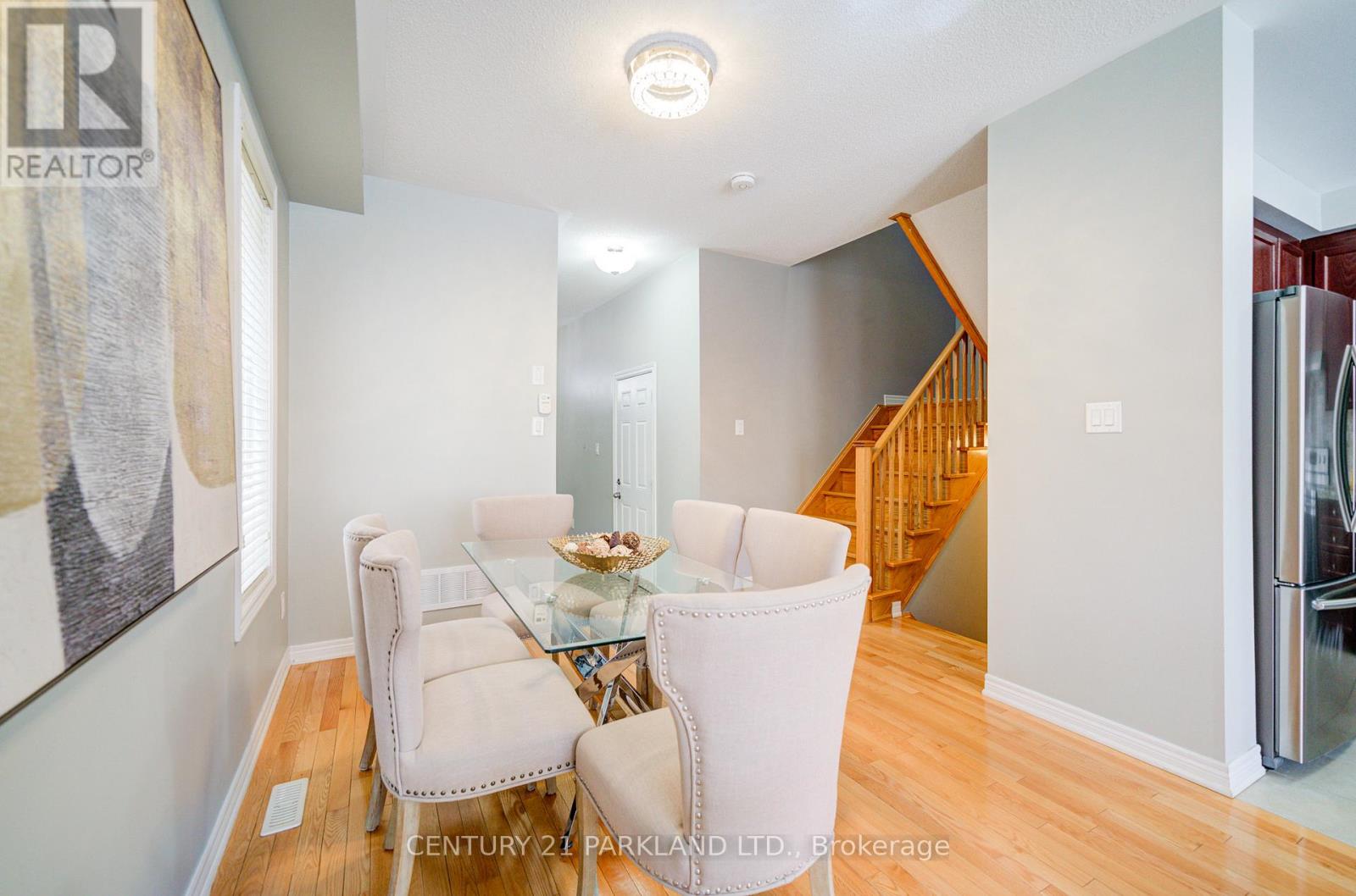 13 Turnhouse Crescent, Markham (Box Grove), Ontario  L6B 0S5 - Photo 8 - N12499310