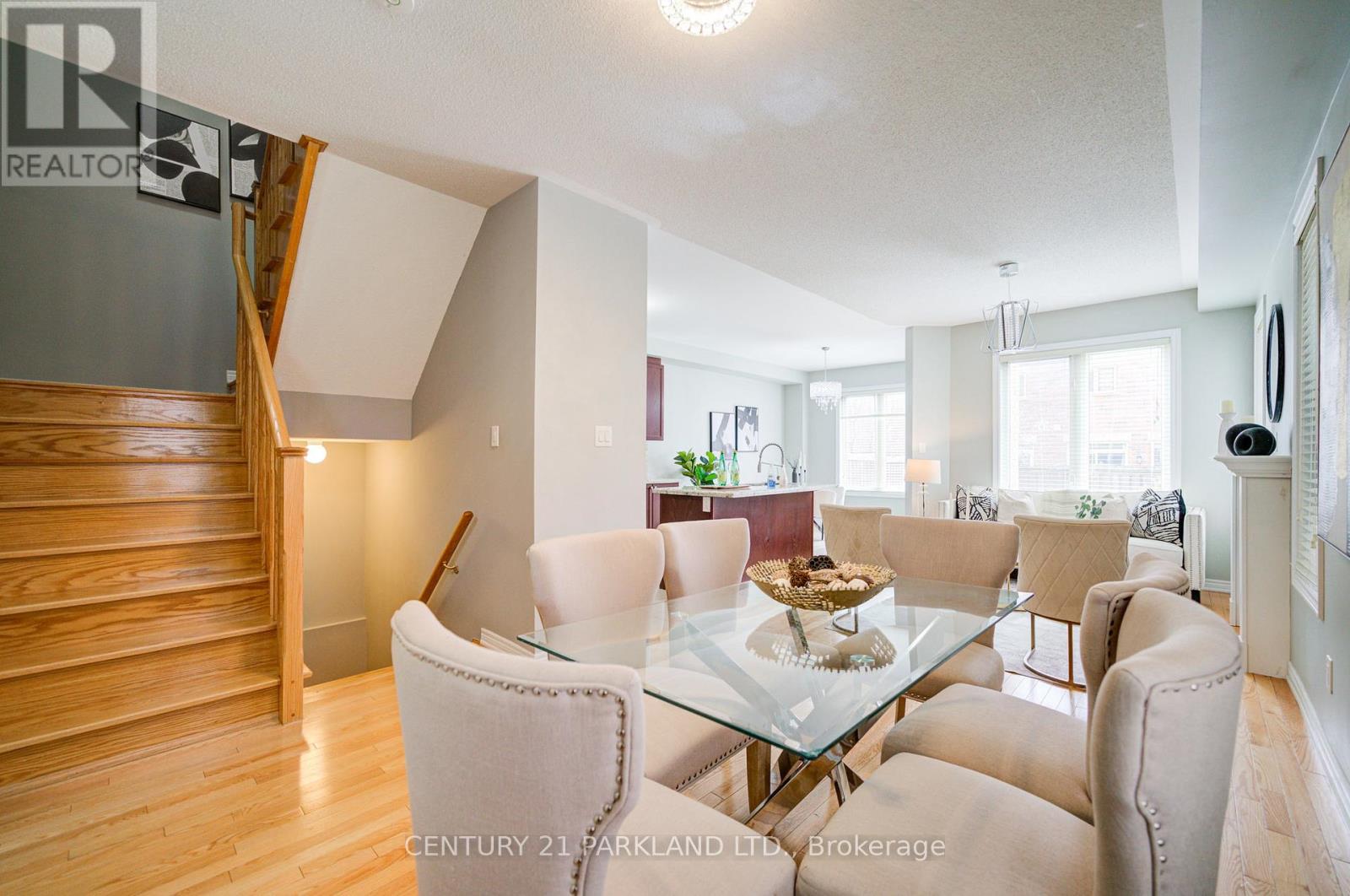 13 Turnhouse Crescent, Markham (Box Grove), Ontario  L6B 0S5 - Photo 9 - N12499310