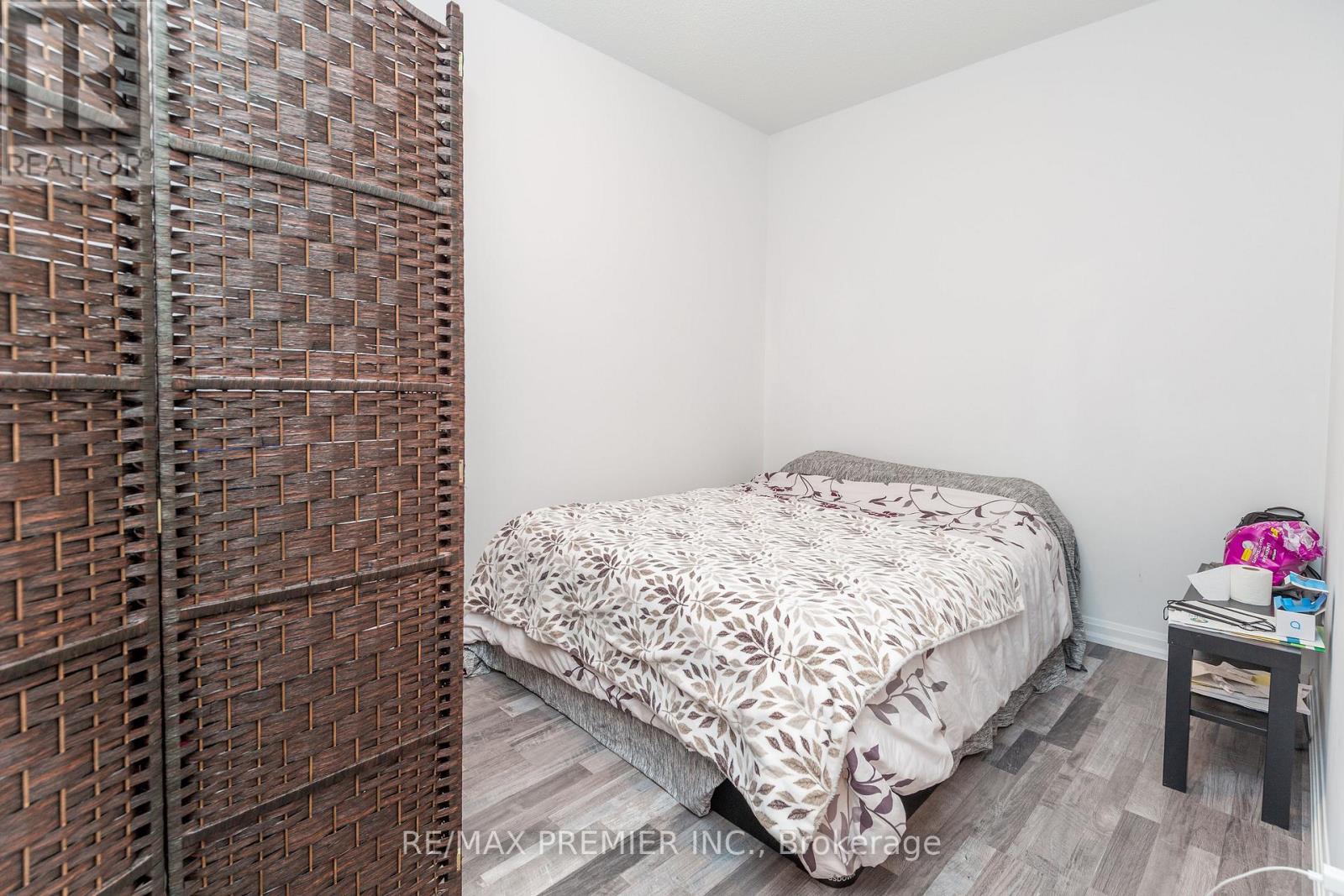 513 - 302 Essa Road, Barrie (0 West), Ontario  L9J 0H3 - Photo 16 - S12499322