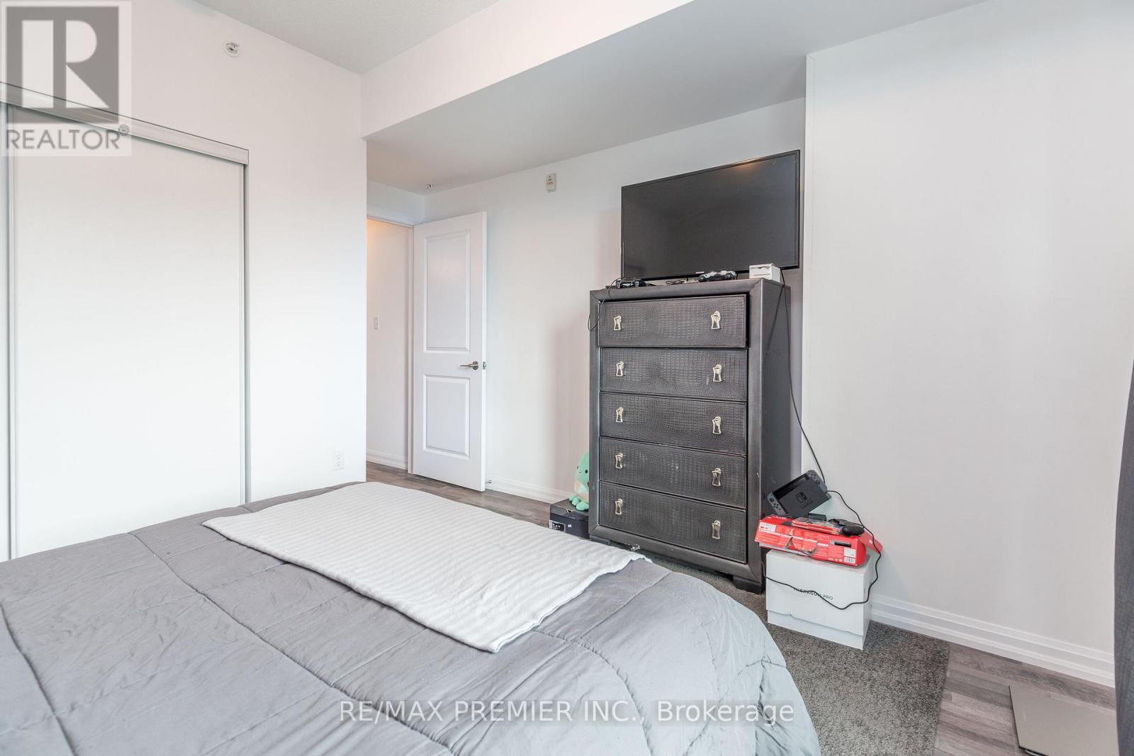 513 - 302 Essa Road, Barrie (0 West), Ontario  L9J 0H3 - Photo 20 - S12499322