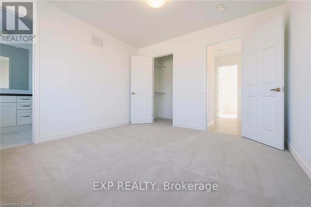 200 Stamson Street, Kitchener, Ontario  N2R 0S2 - Photo 14 - X12466931