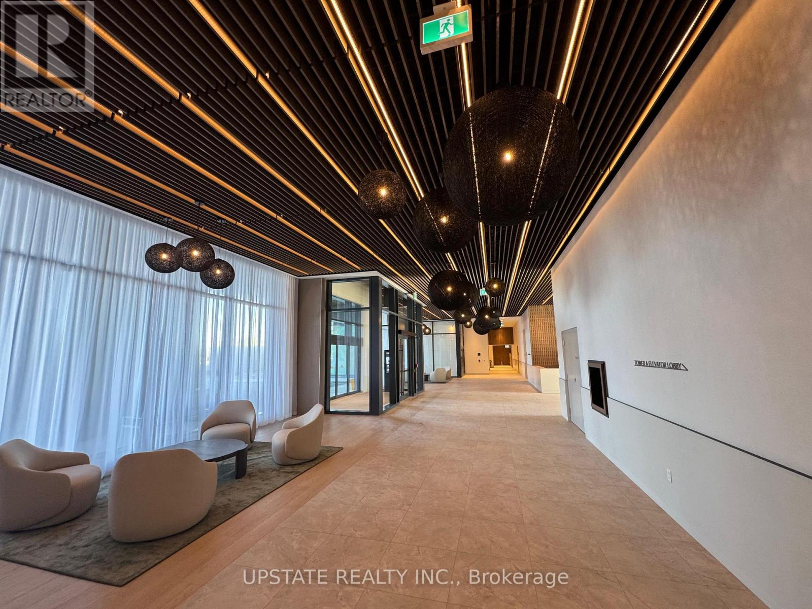 322 - 15 Skyridge Drive, Brampton, Ontario  L6P 4S3 - Photo 3 - W12499240