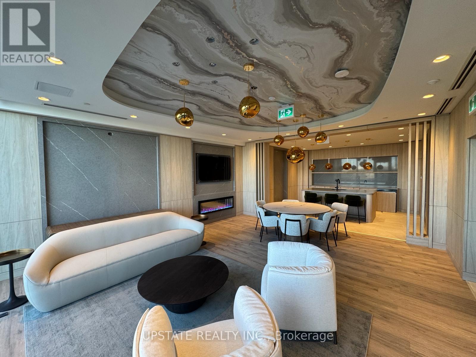 322 - 15 Skyridge Drive, Brampton, Ontario  L6P 4S3 - Photo 4 - W12499240