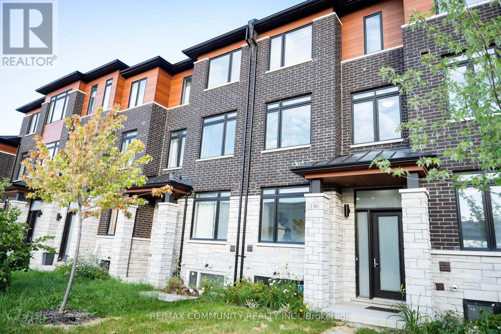 130 Purple Sage Drive, Brampton (Bram East), Ontario  L4H 3N5 - Photo 3 - W12499244