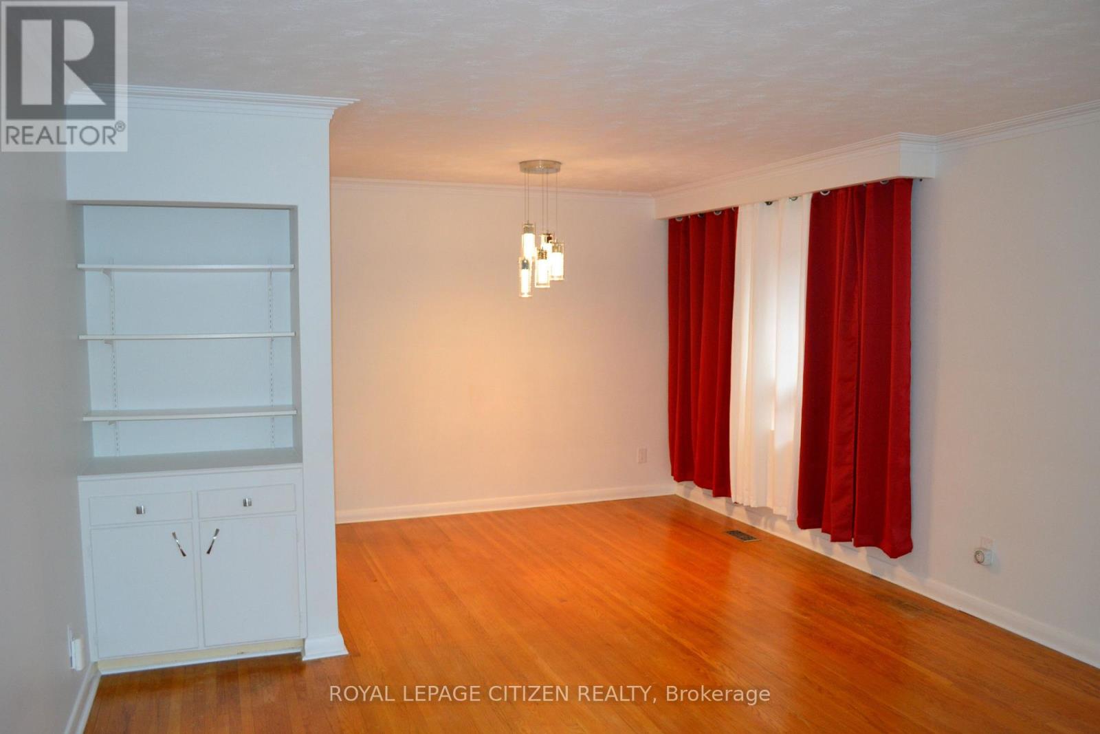 47 Barkwin Drive, Toronto (Thistletown-Beaumonde Heights), Ontario  M9V 2W5 - Photo 7 - W12499256