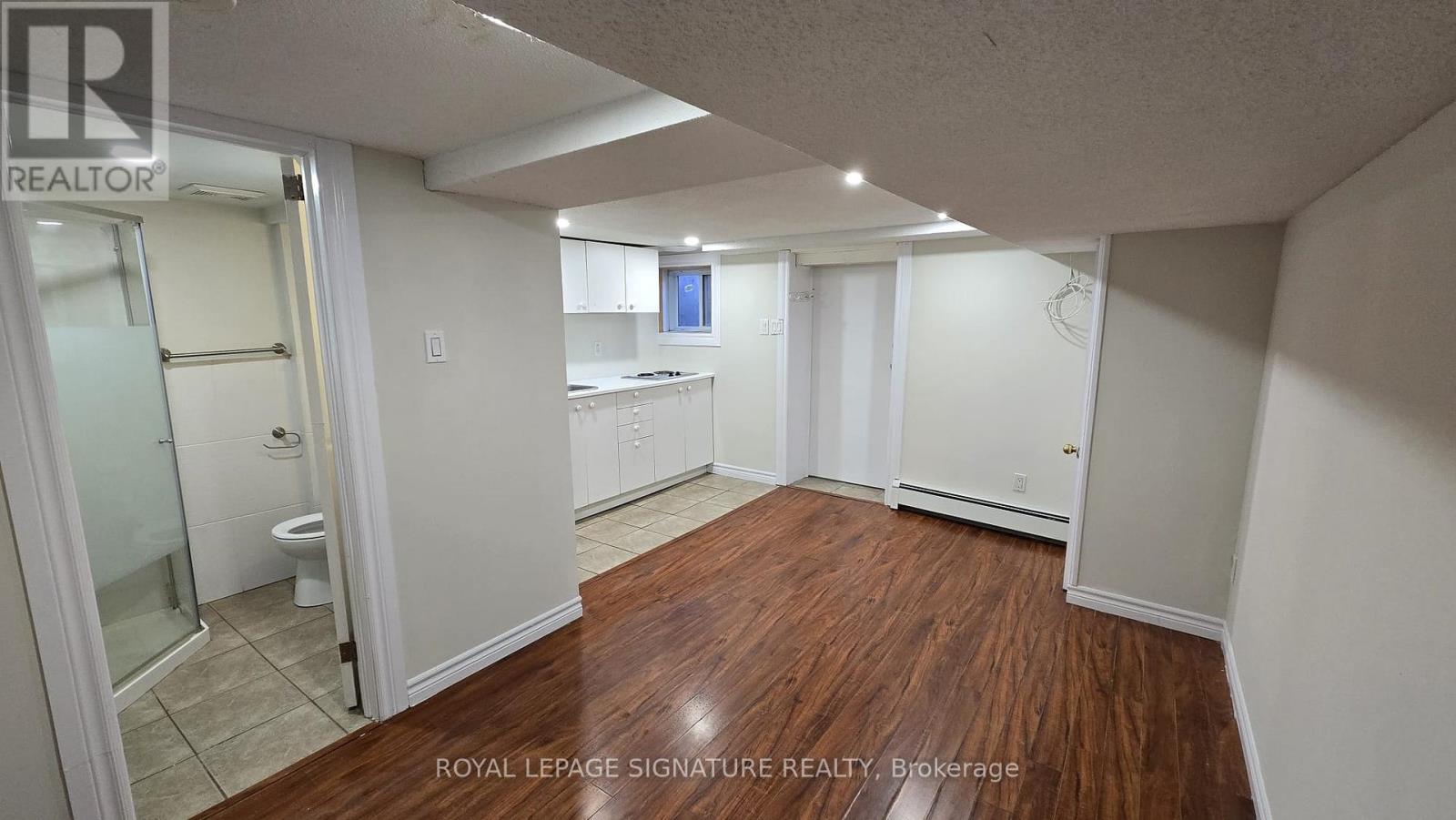 LOWER #3 - 3661 LAKESHORE BOULEVARD W, Toronto, Ontario