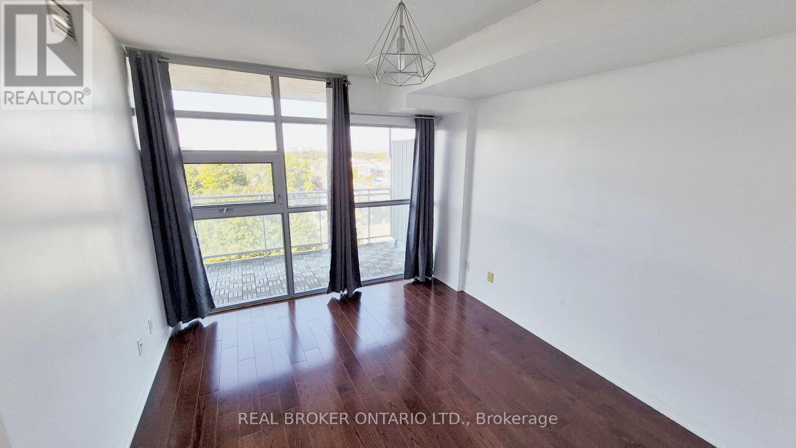 701 - 2464 Weston Road, Toronto, Ontario  M9N 0A2 - Photo 11 - W12499312