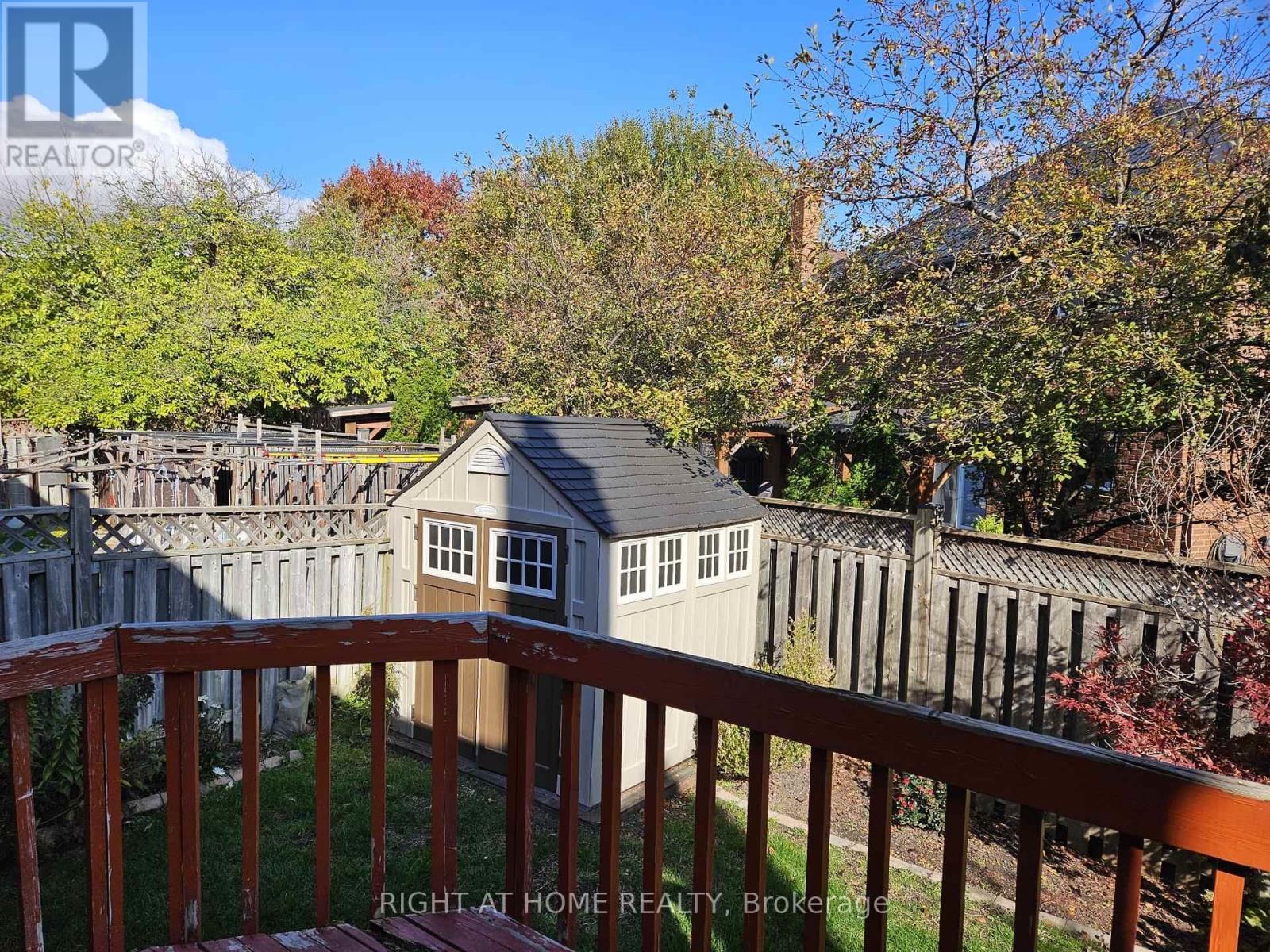 Upper Portion - 5191 Guildwood Way, Mississauga, Ontario  L5R 2T4 - Photo 12 - W12499346