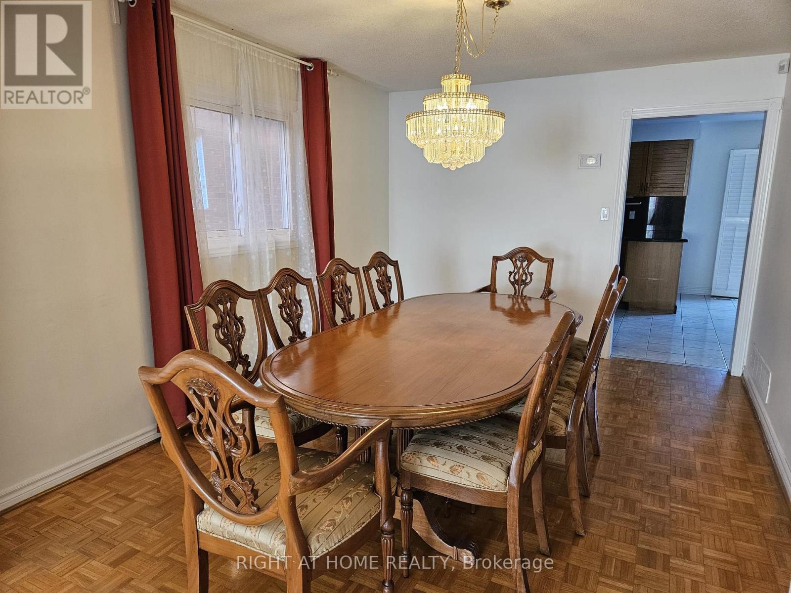 Upper Portion - 5191 Guildwood Way, Mississauga, Ontario  L5R 2T4 - Photo 6 - W12499346
