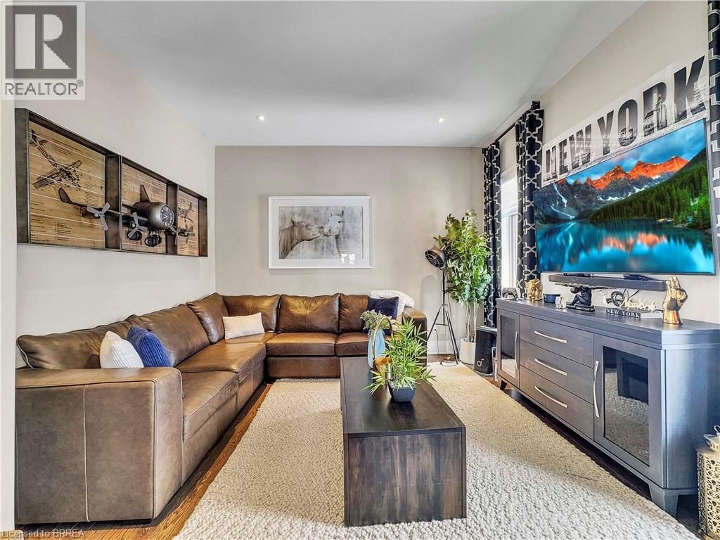 16 Westlake Boulevard, Brantford, Ontario  N3T 5L6 - Photo 11 - 40699226