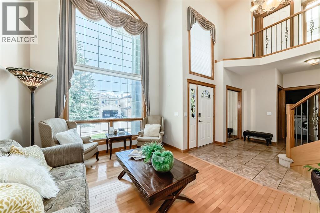 42 West Cedar Point Sw, Calgary, Alberta  T3H 5E3 - Photo 6 - A2252175