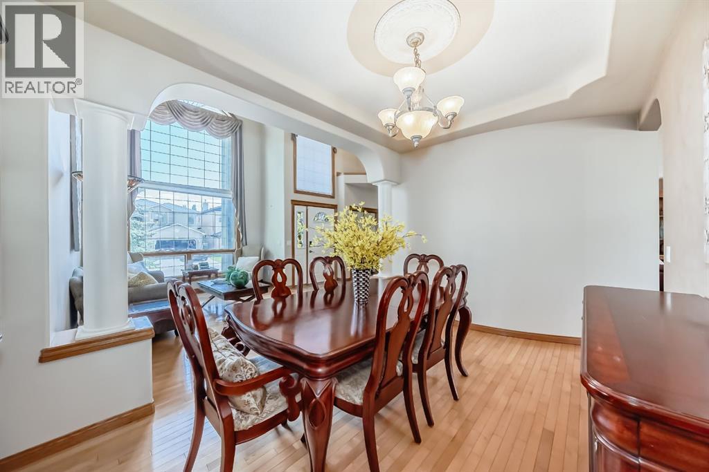 42 West Cedar Point Sw, Calgary, Alberta  T3H 5E3 - Photo 9 - A2252175