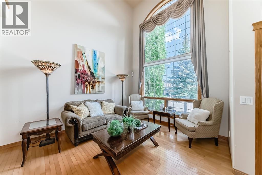 42 West Cedar Point Sw, Calgary, Alberta  T3H 5E3 - Photo 5 - A2252175