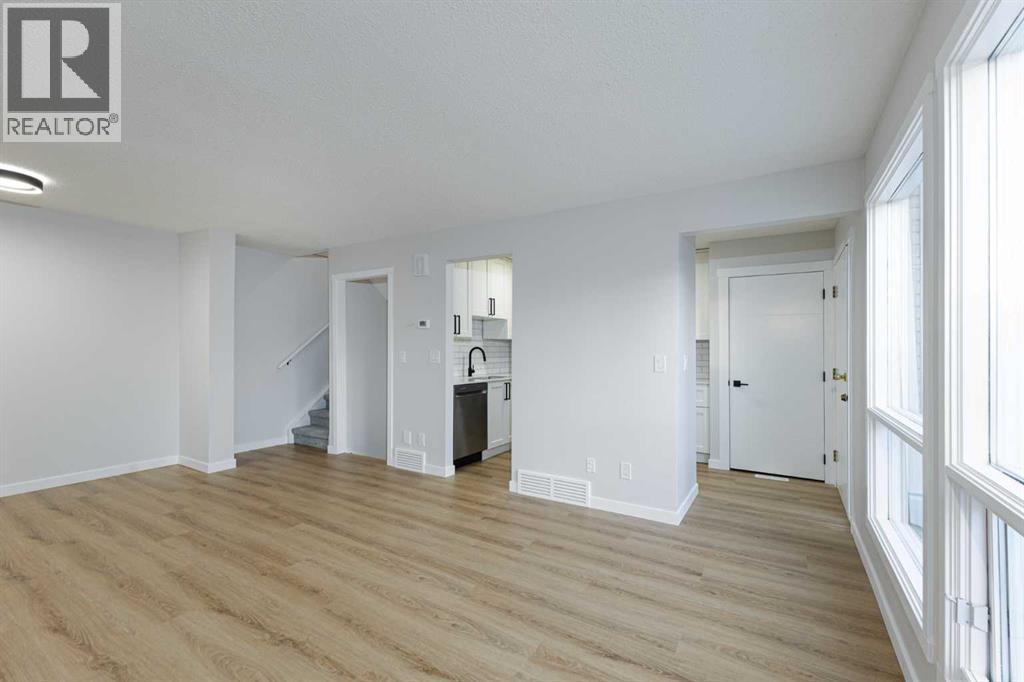 39, 116 Silver Crest Drive Nw, Calgary, Alberta  T3B 2Y8 - Photo 7 - A2266918