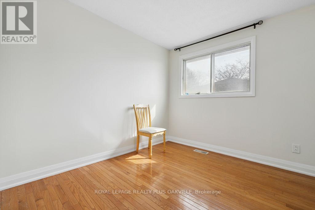 Upper - 354 Barton Street E, Hamilton, Ontario  L8E 2K9 - Photo 12 - X12499266
