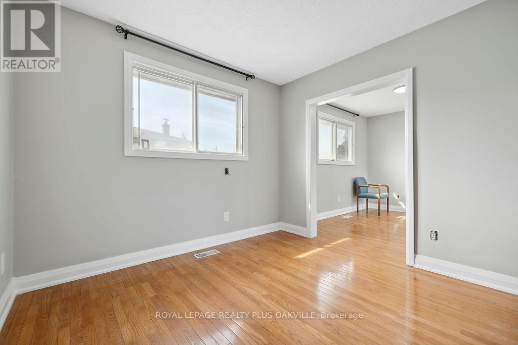 Upper - 354 Barton Street E, Hamilton, Ontario  L8E 2K9 - Photo 16 - X12499266