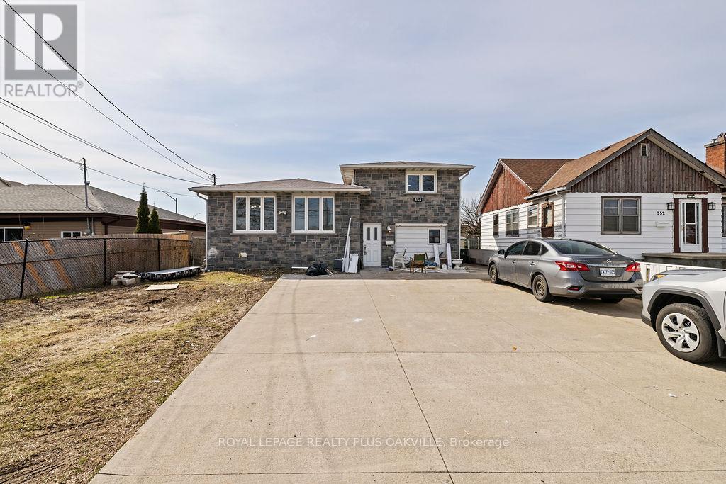 Upper - 354 Barton Street E, Hamilton, Ontario  L8E 2K9 - Photo 3 - X12499266