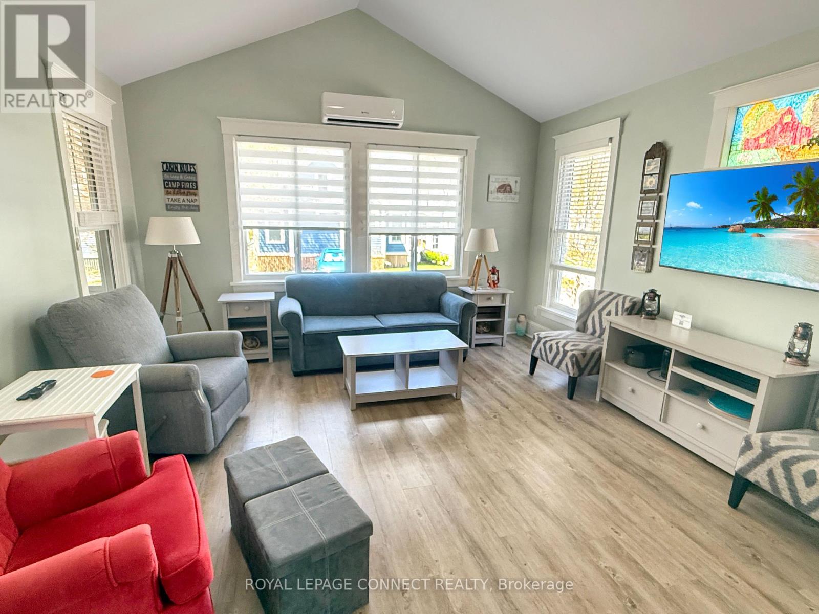 174 - 19 Farm View Lane, Prince Edward County, Ontario  K0K 1P0 - Photo 12 - X12499306