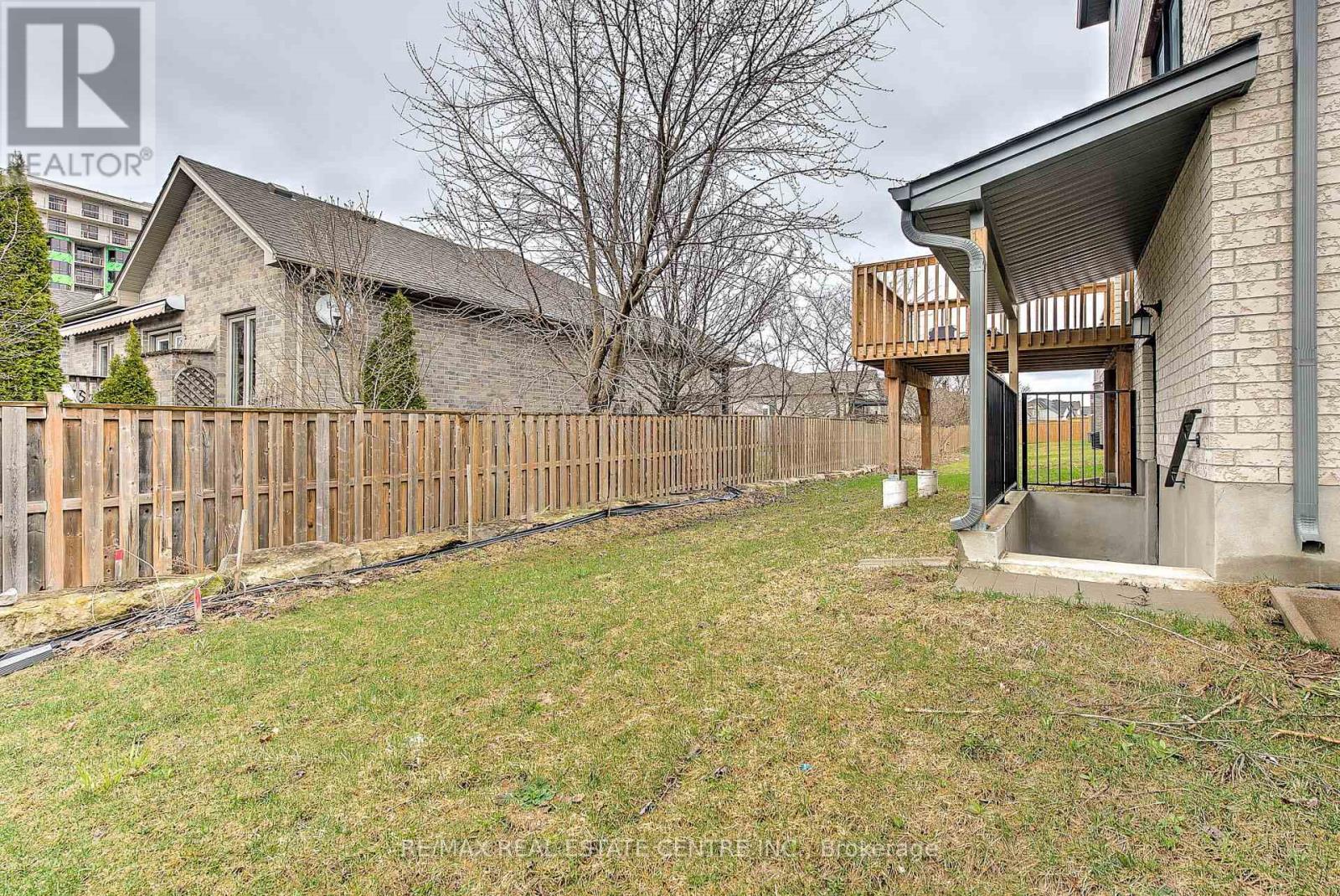 1600 Noah Bend, London North, Ontario  N6G 0T2 - Photo 45 - X12499334