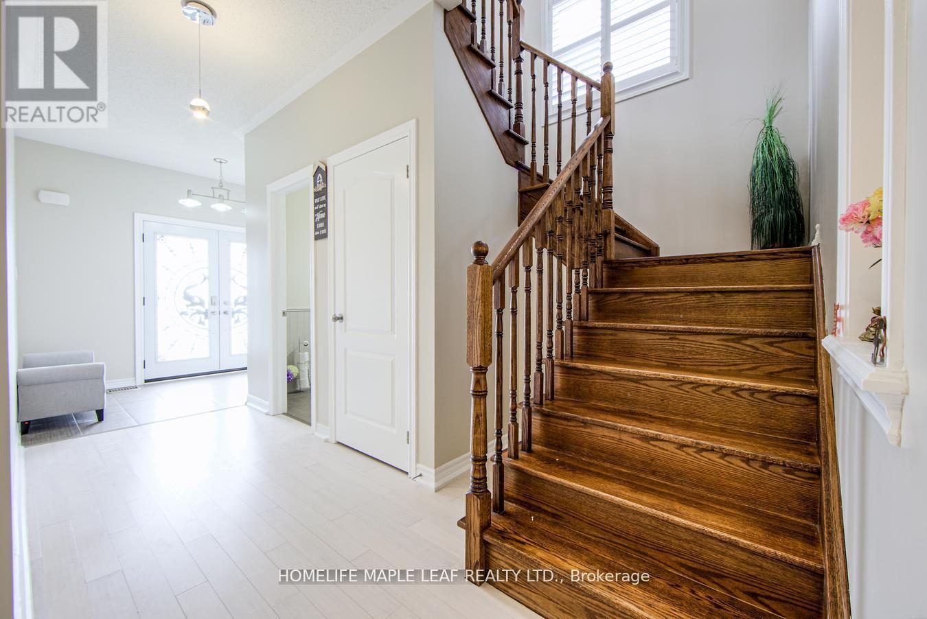 535 Wansbrough Way, Shelburne, Ontario  L9V 2S6 - Photo 14 - X12499336