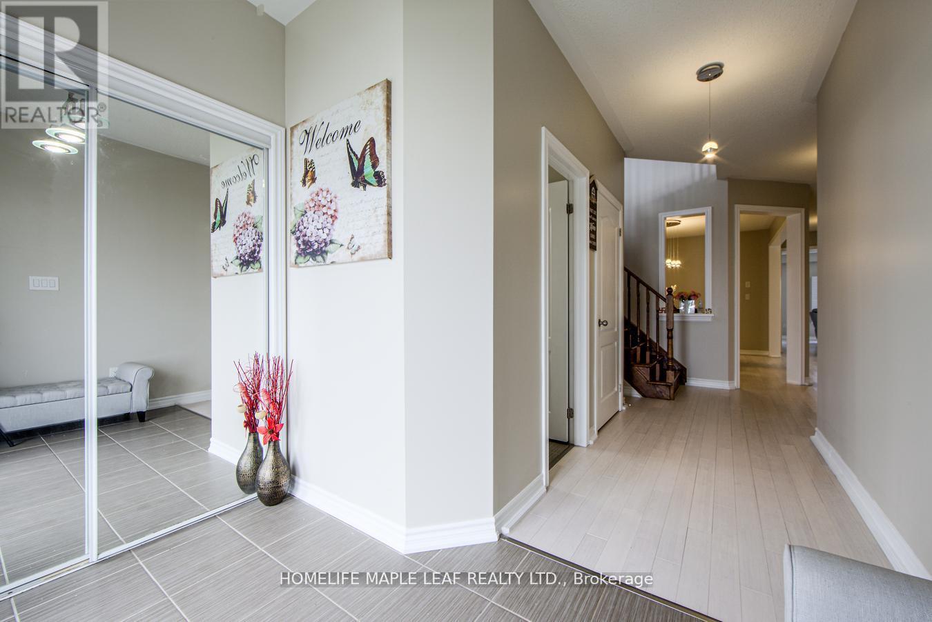 535 Wansbrough Way, Shelburne, Ontario  L9V 2S6 - Photo 6 - X12499336