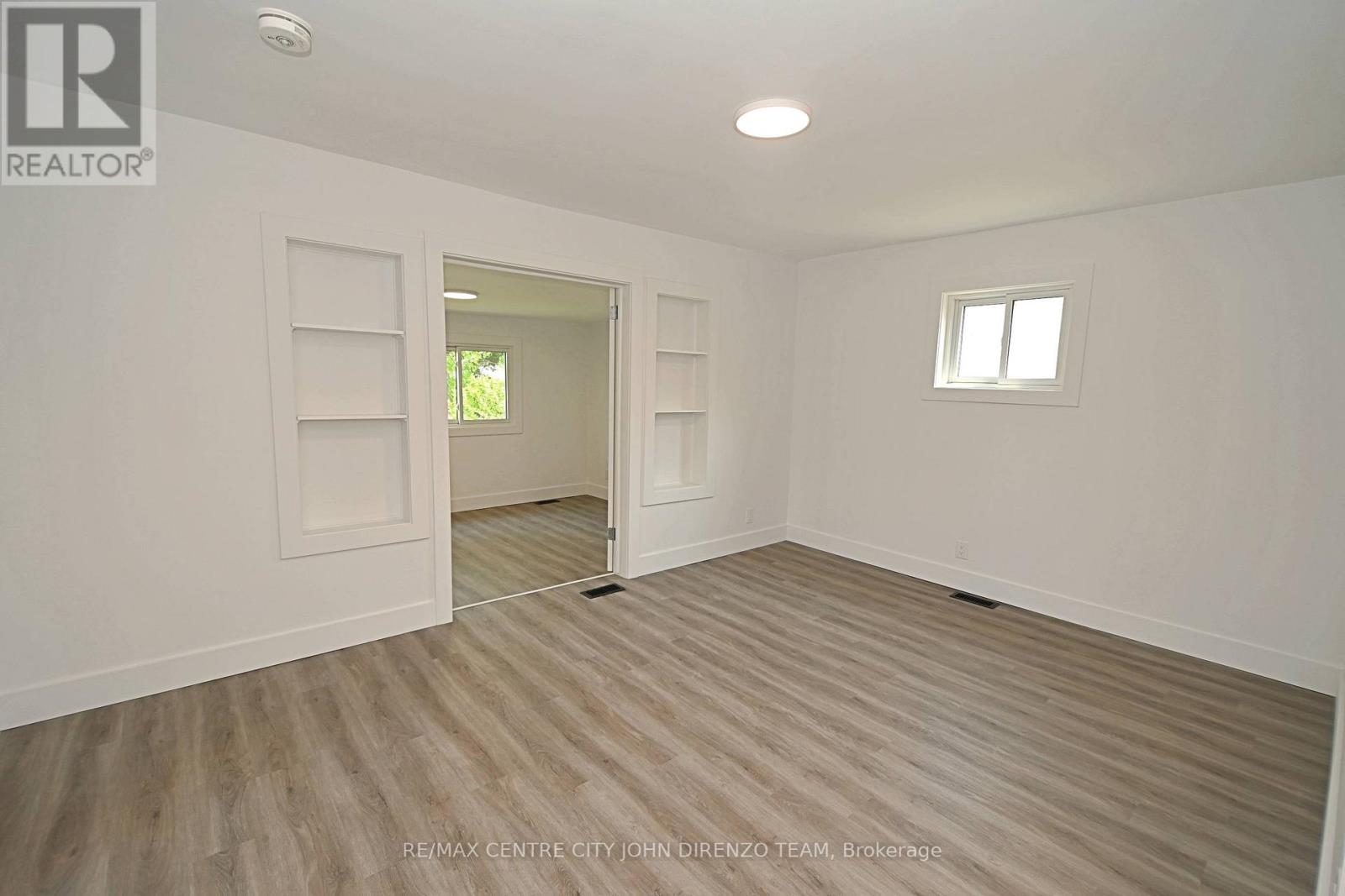 52 Woodworth Avenue, St. Thomas, Ontario  N5P 3J8 - Photo 7 - X12499352