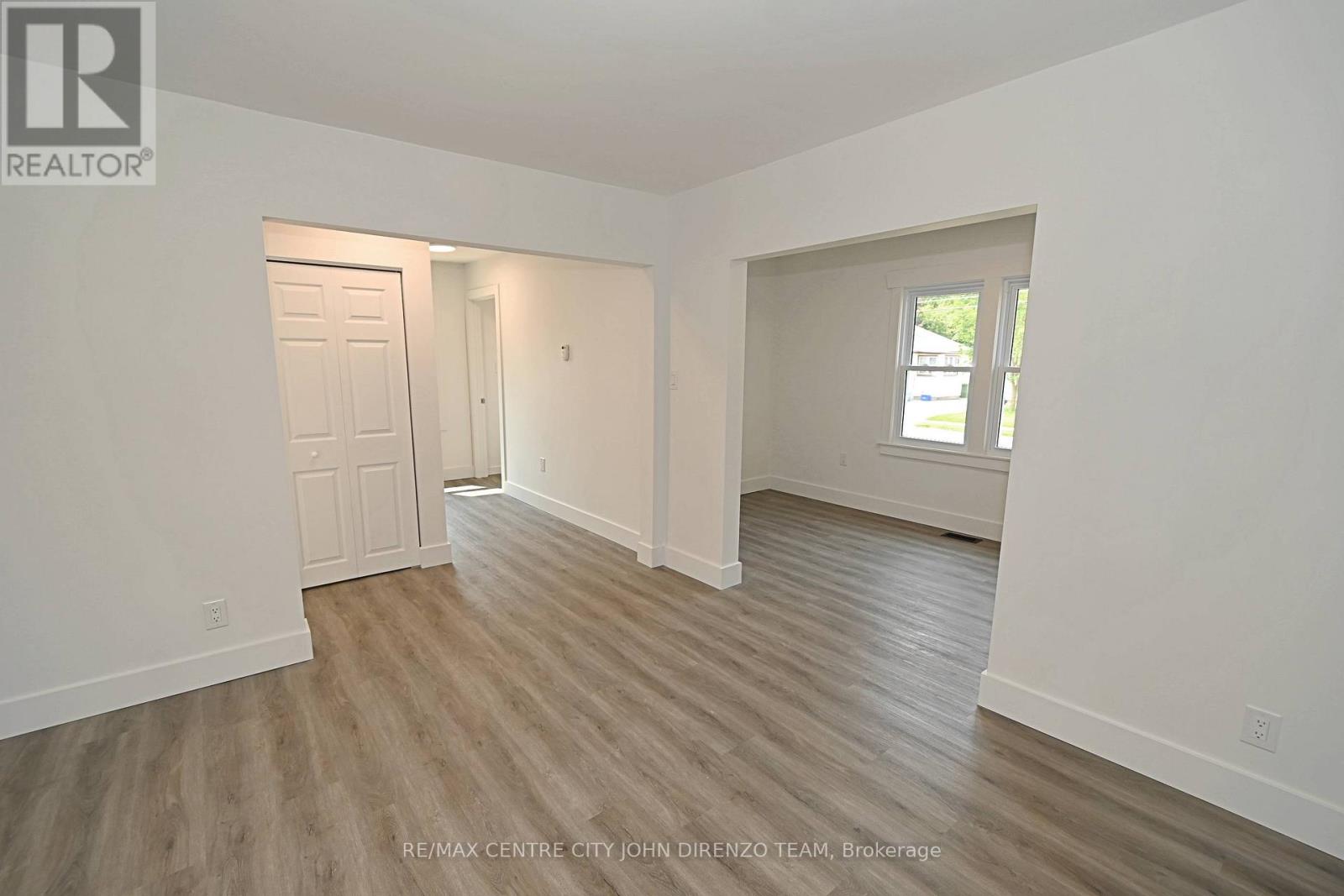 52 Woodworth Avenue, St. Thomas, Ontario  N5P 3J8 - Photo 8 - X12499352