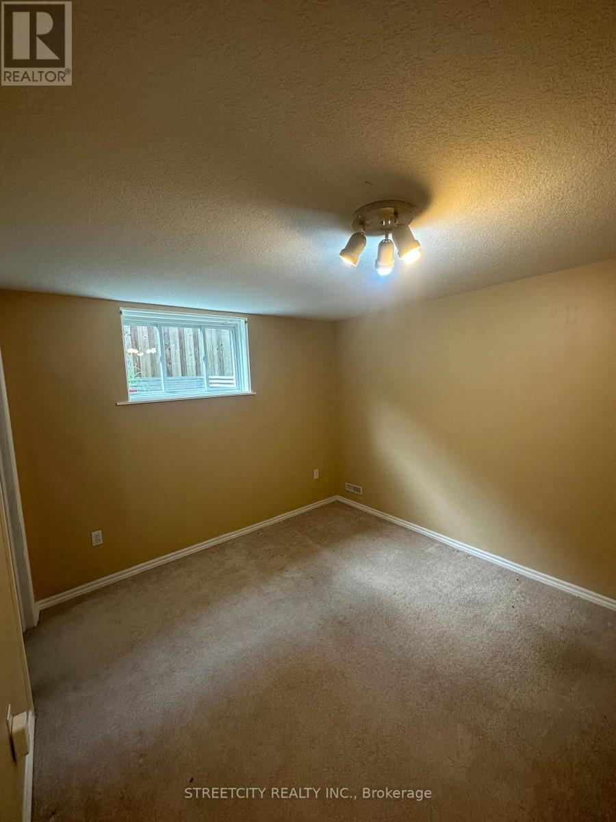 1234 South Wenige Drive, London North, Ontario  N5X 4M3 - Photo 17 - X12499404