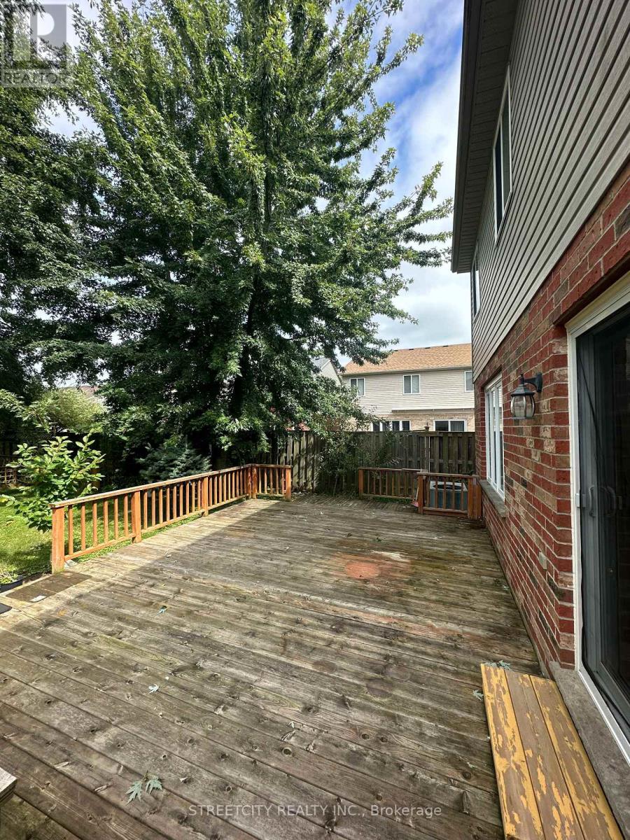 1234 South Wenige Drive, London North, Ontario  N5X 4M3 - Photo 22 - X12499404