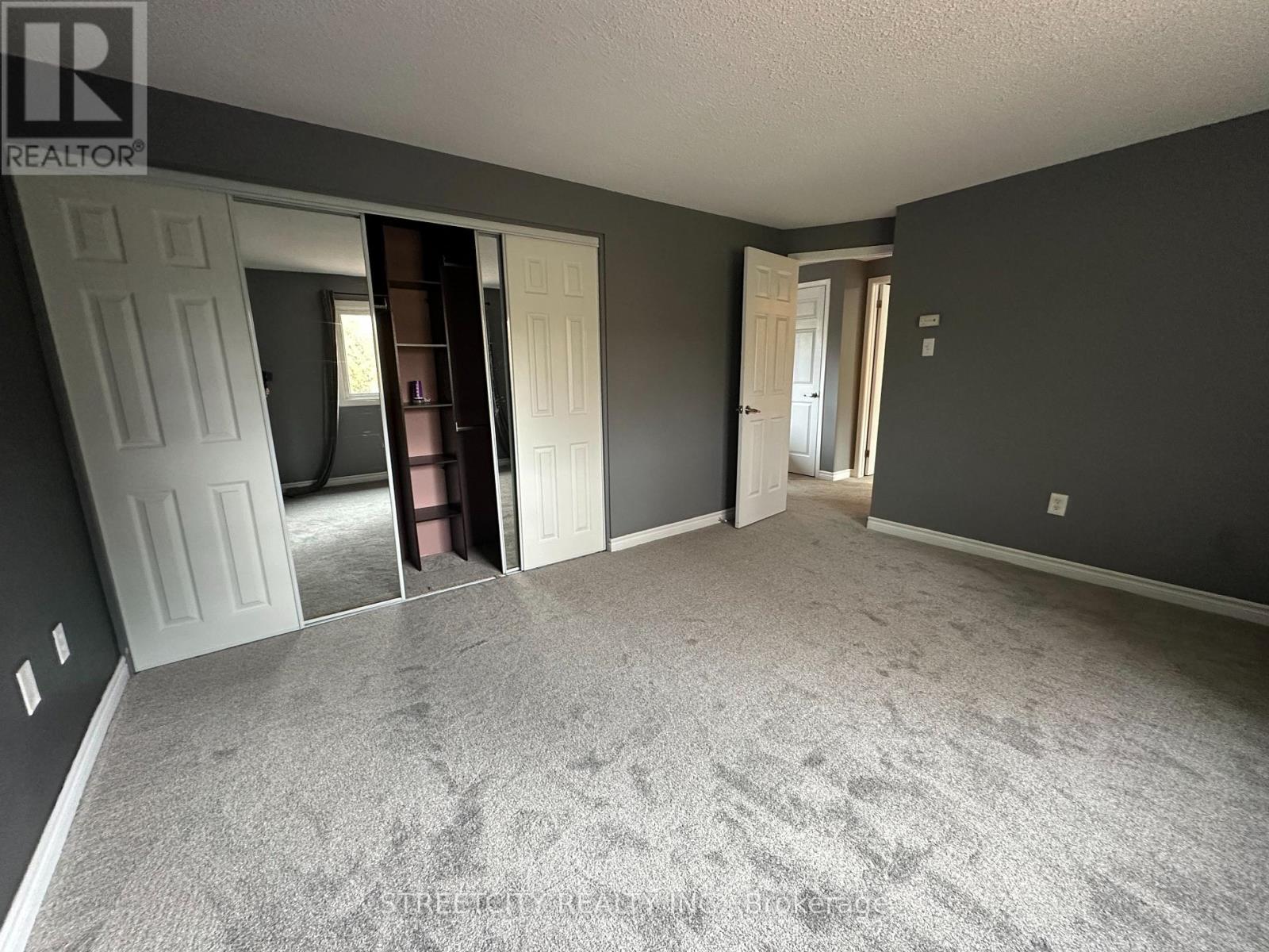 21 Beechbank Crescent, London South, Ontario  N6E 2N9 - Photo 33 - X12499406