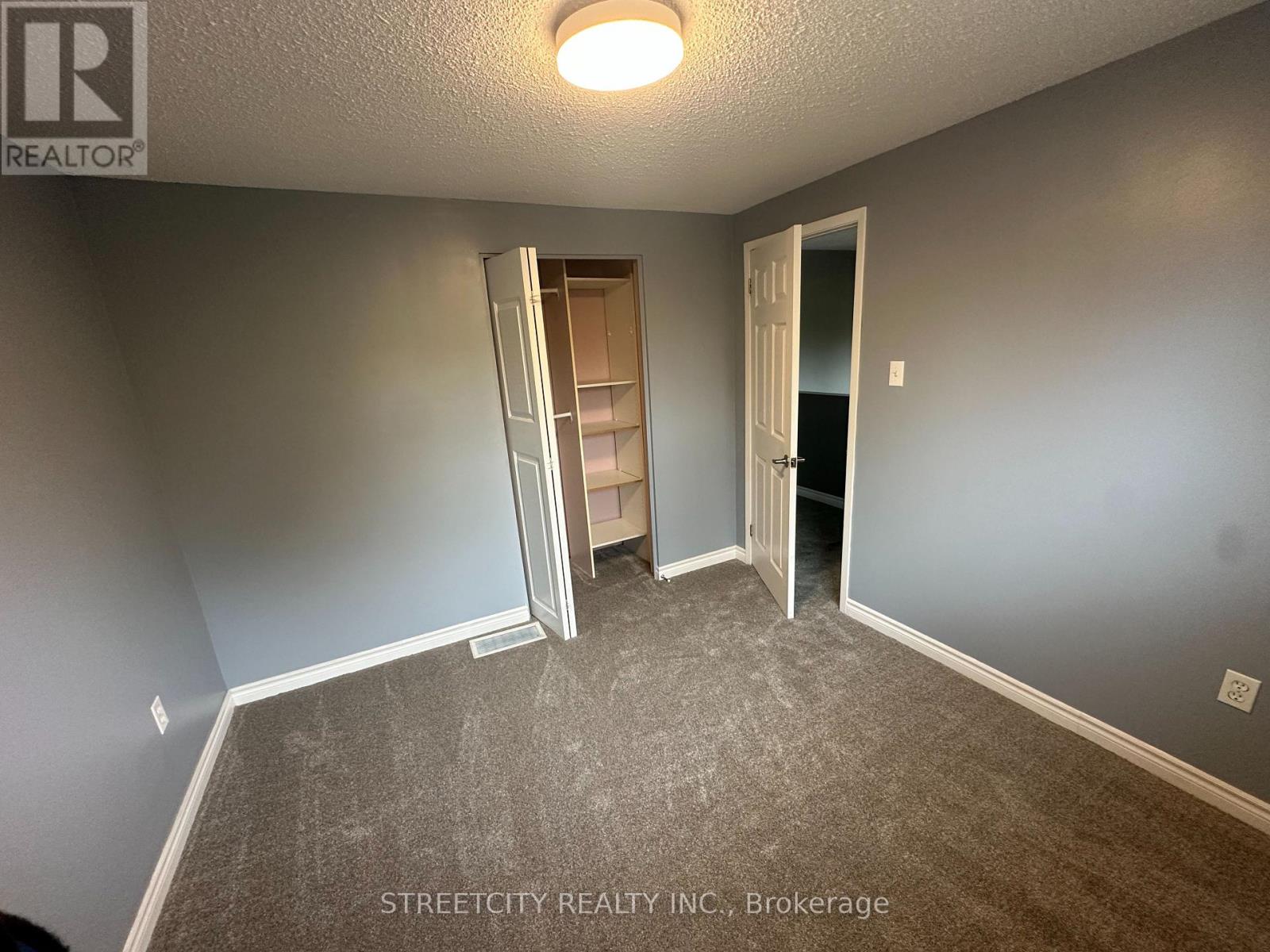 21 Beechbank Crescent, London South, Ontario  N6E 2N9 - Photo 35 - X12499406