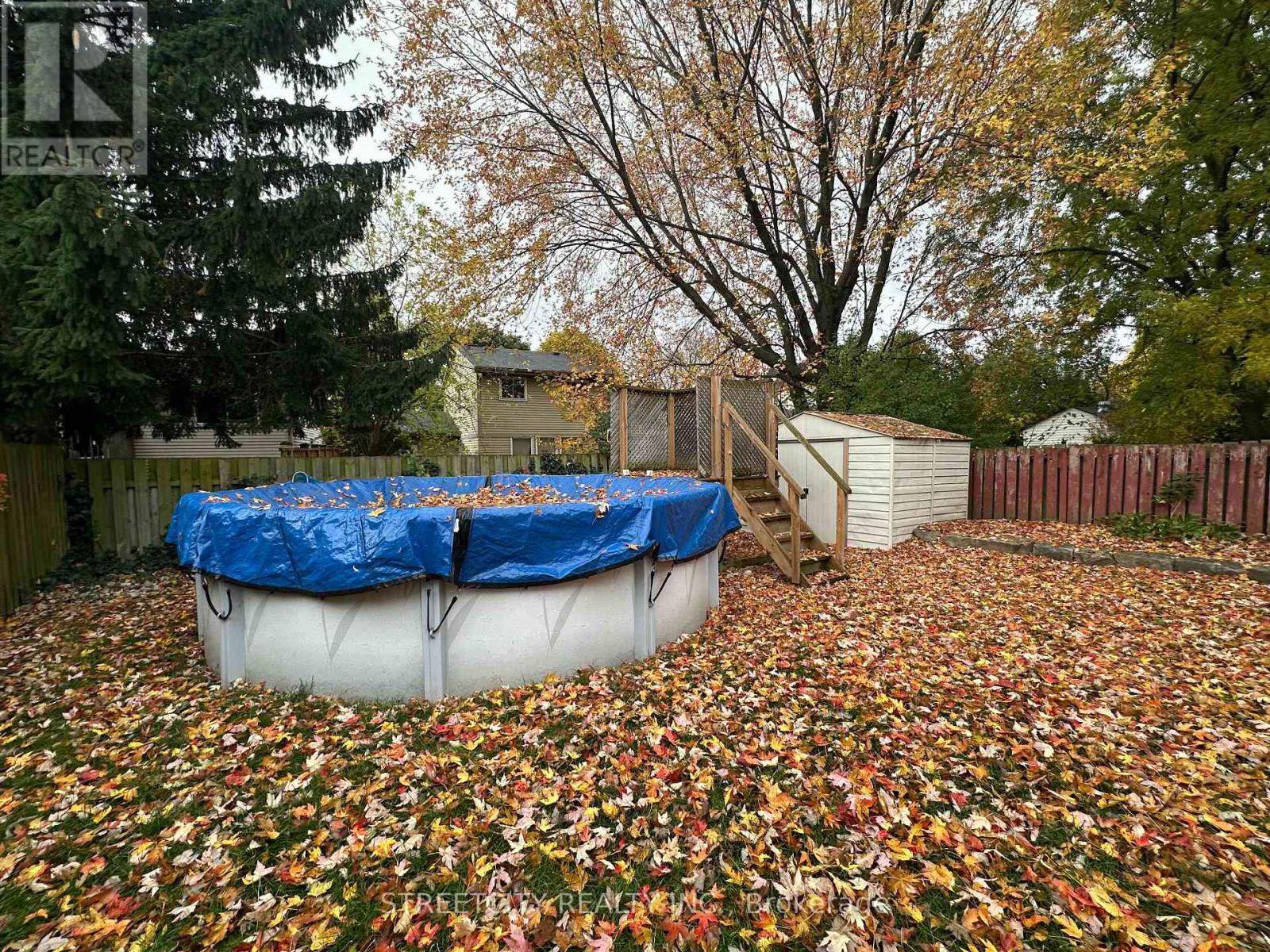 21 Beechbank Crescent, London South, Ontario  N6E 2N9 - Photo 41 - X12499406