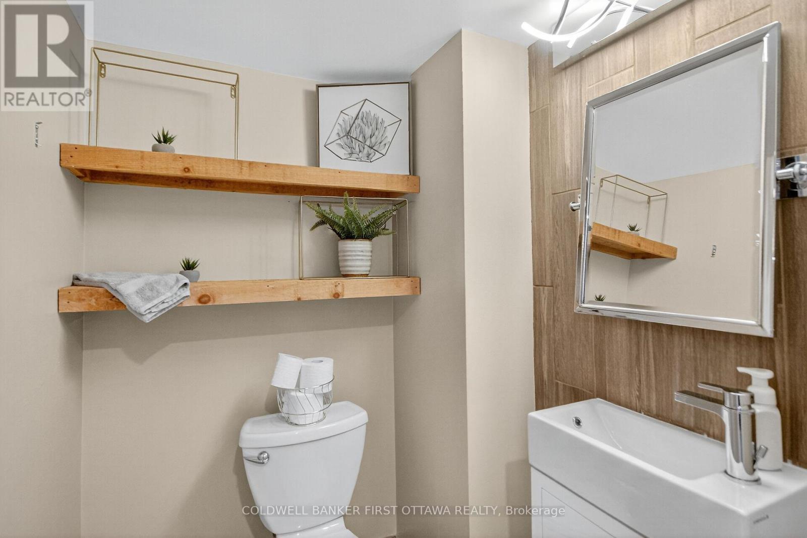 2889 Swale Road, Ottawa, Ontario  K4P 1N2 - Photo 12 - X12499420