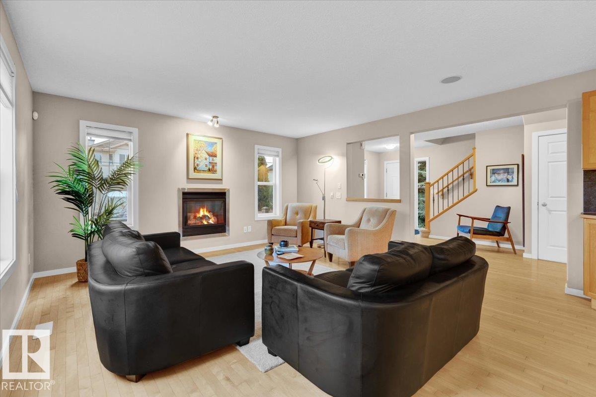 1824 Holman Cr Nw, Edmonton, Alberta  T6R 3M2 - Photo 10 - E4464367