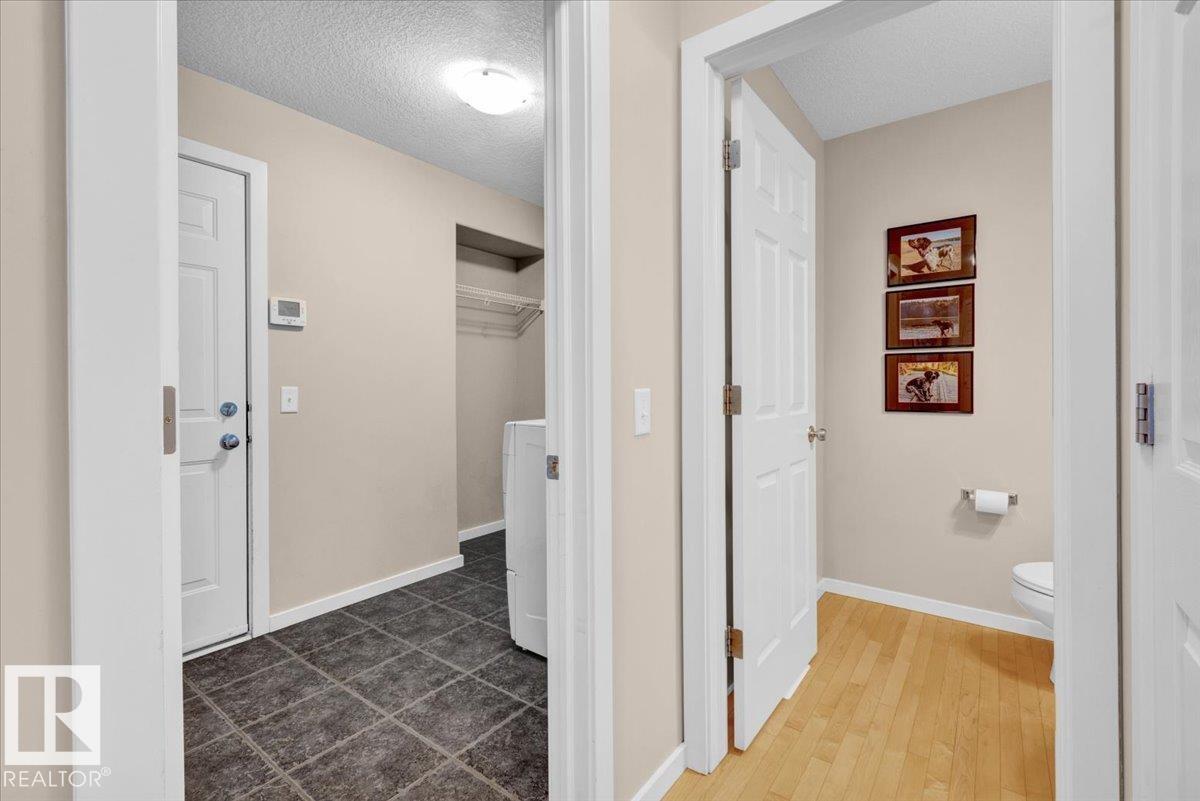 1824 Holman Cr Nw, Edmonton, Alberta  T6R 3M2 - Photo 16 - E4464367