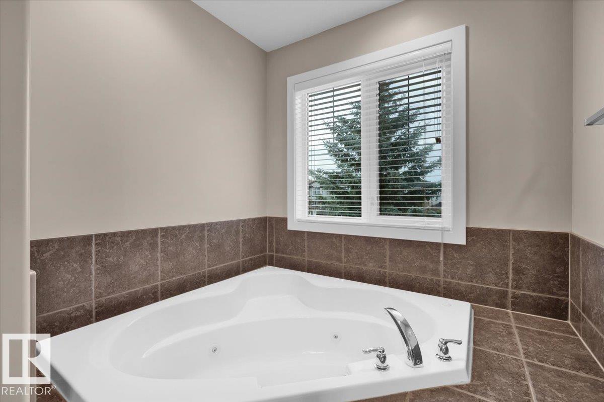 1824 Holman Cr Nw, Edmonton, Alberta  T6R 3M2 - Photo 27 - E4464367