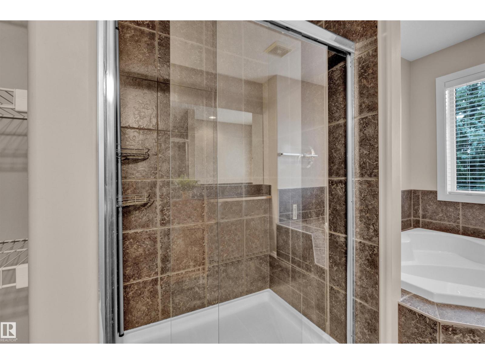 1824 Holman Cr Nw, Edmonton, Alberta  T6R 3M2 - Photo 28 - E4464367