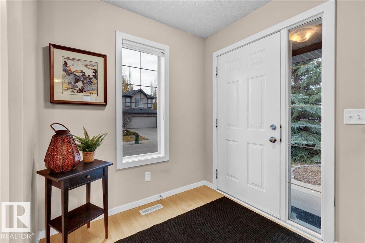 1824 Holman Cr Nw, Edmonton, Alberta  T6R 3M2 - Photo 4 - E4464367