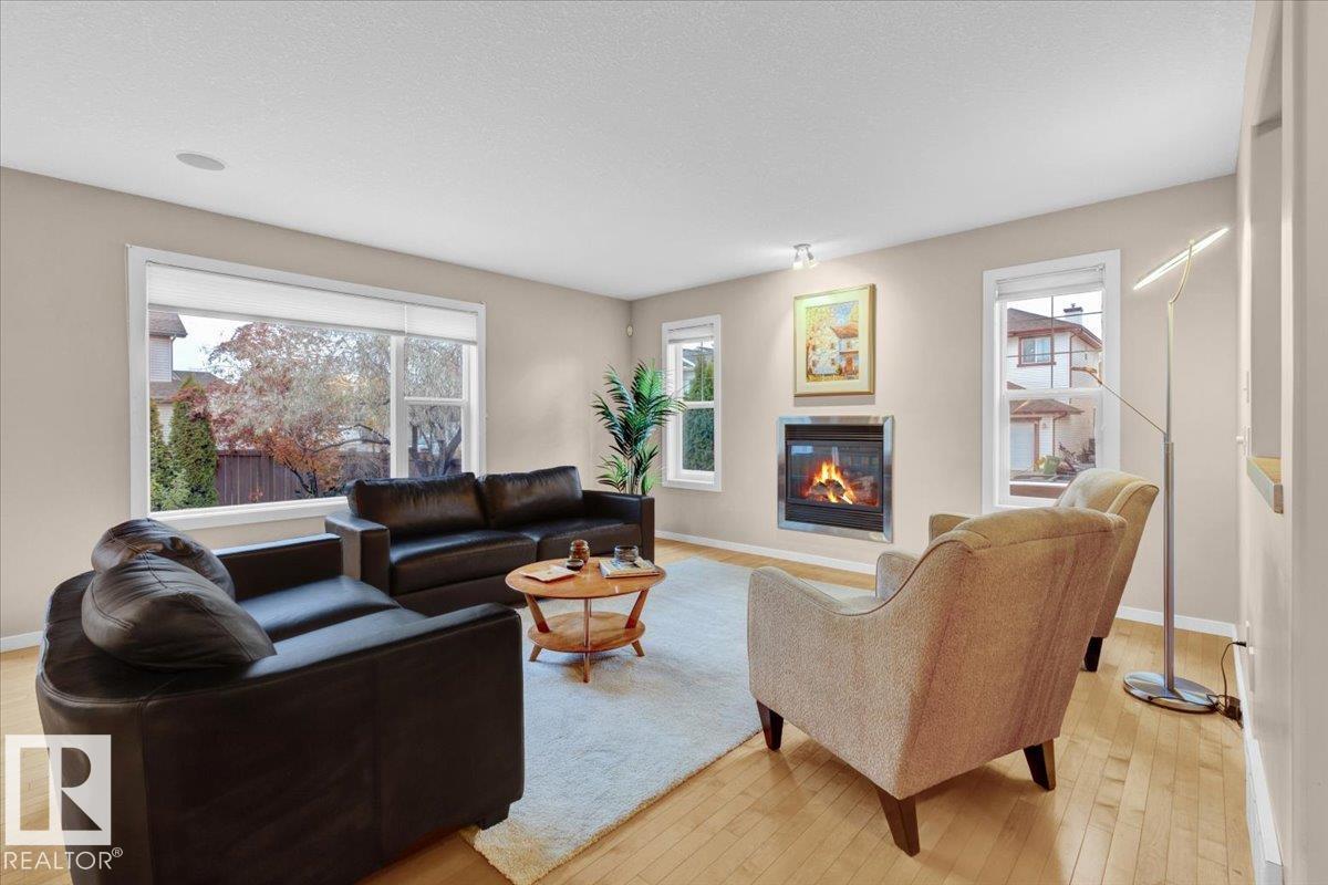 1824 Holman Cr Nw, Edmonton, Alberta  T6R 3M2 - Photo 8 - E4464367