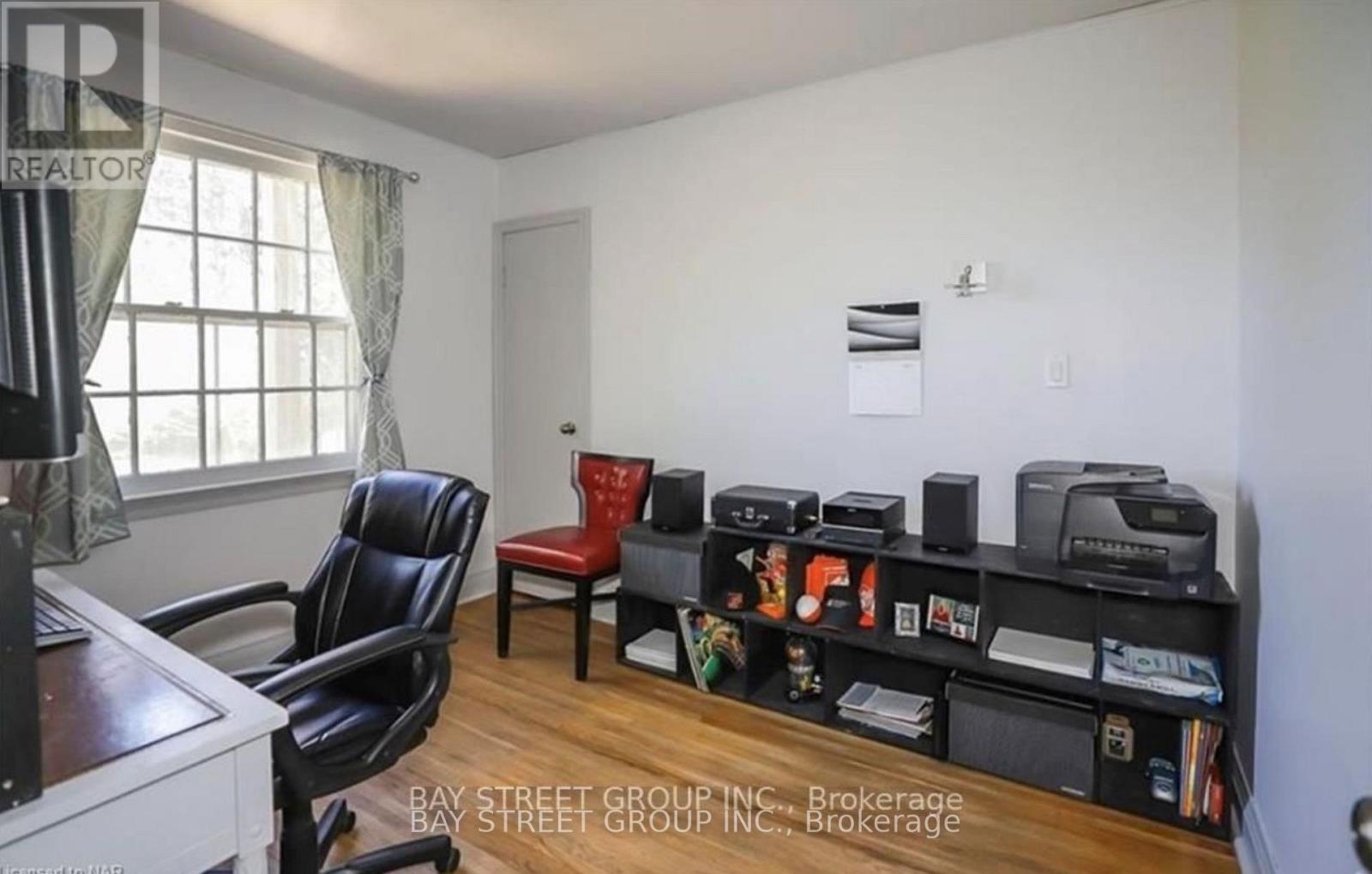 6565 Stamford Green Drive, Niagara Falls, Ontario  L2J 1T9 - Photo 12 - X12493806