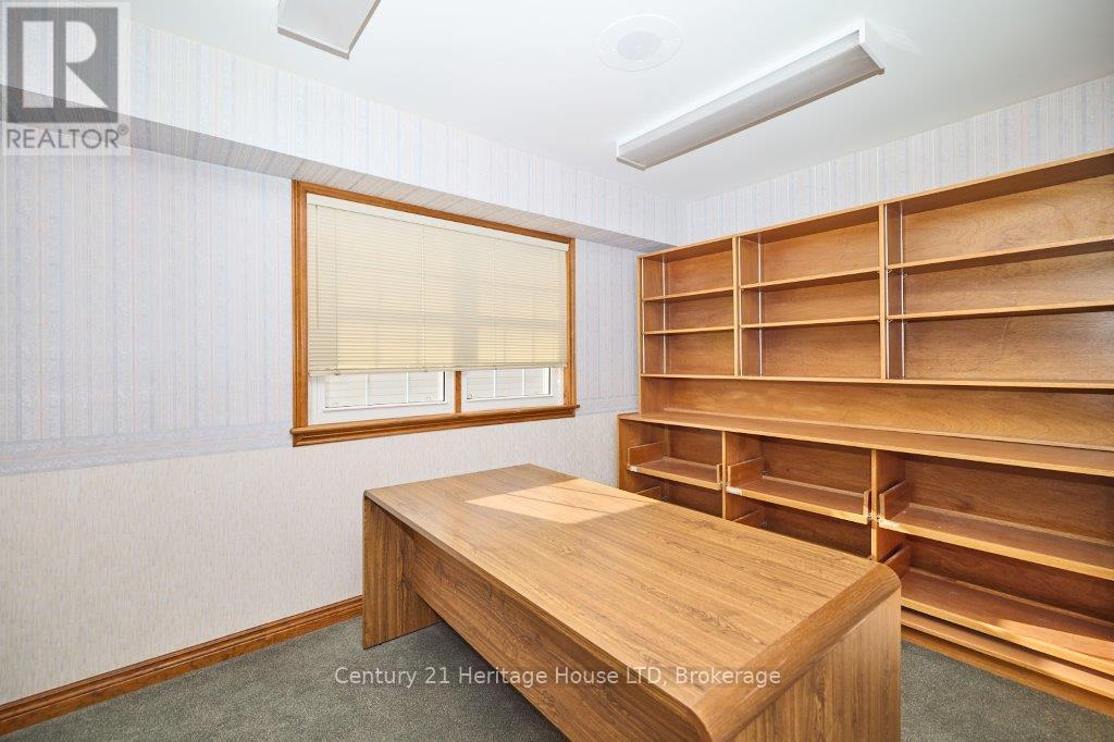 288 Ridge Road N, Fort Erie (Ridgeway), Ontario  L0S 1N0 - Photo 14 - X12499364